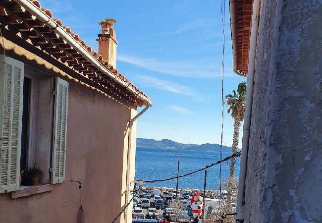 Appartement à La Ciotat - Sofi. Idéal location équipage ou vacances. Clim