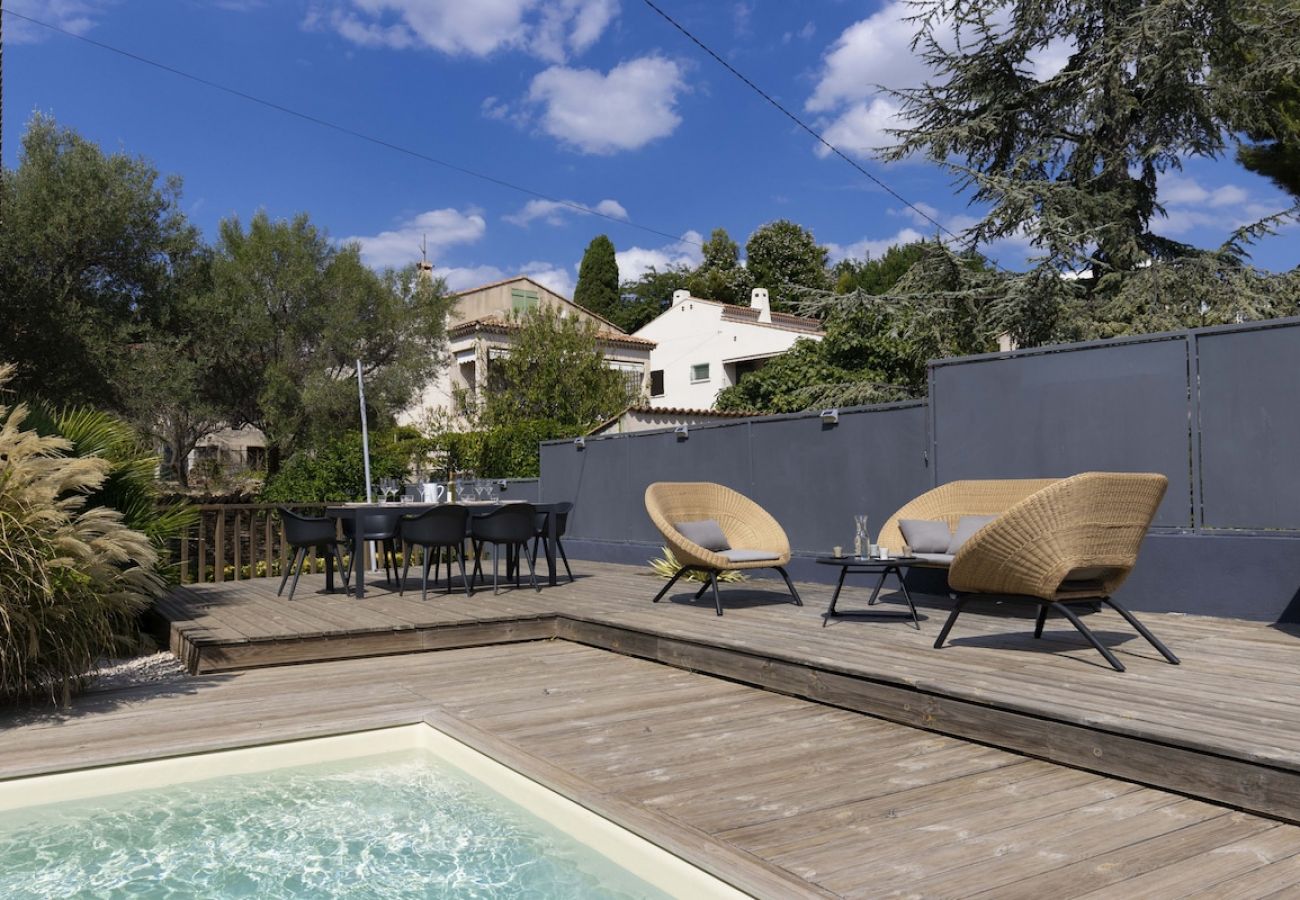 Maison à La Ciotat - Gararro. Maison bohème, piscine, clim, jardin