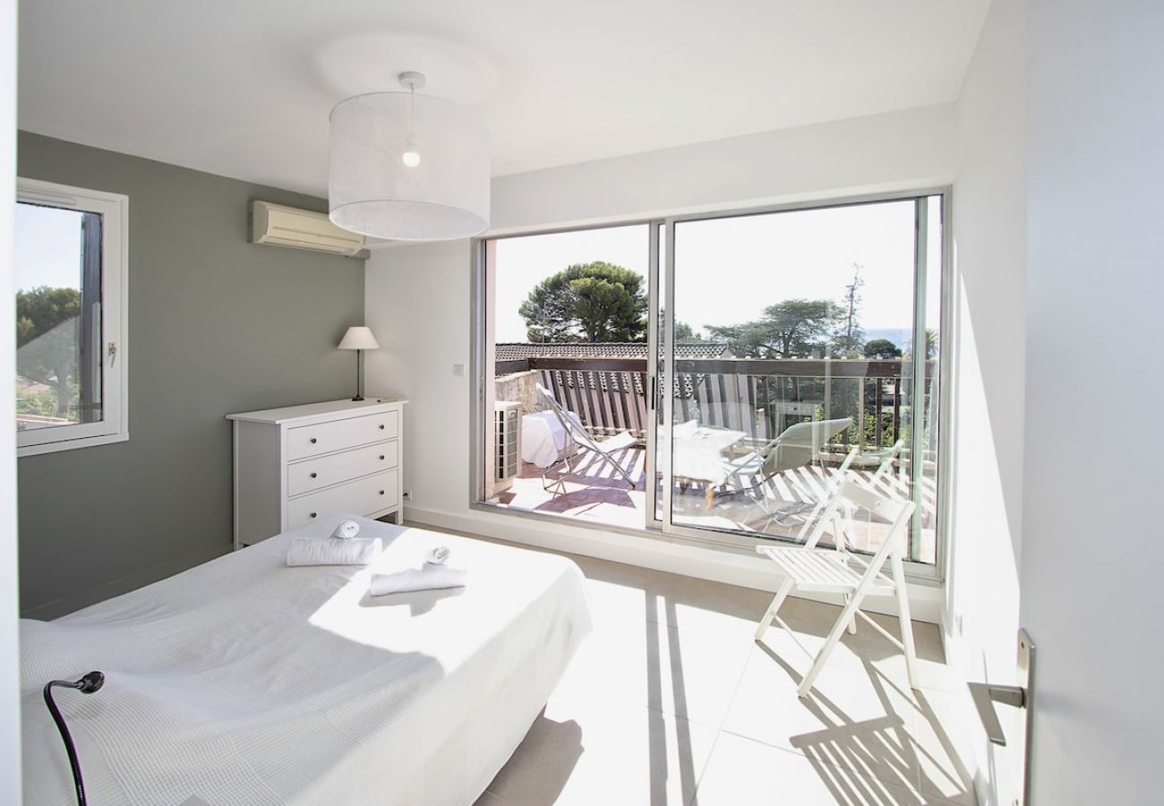 Appartement à La Ciotat - Bali. Clim, vue mer, terrasse, piscine partagée