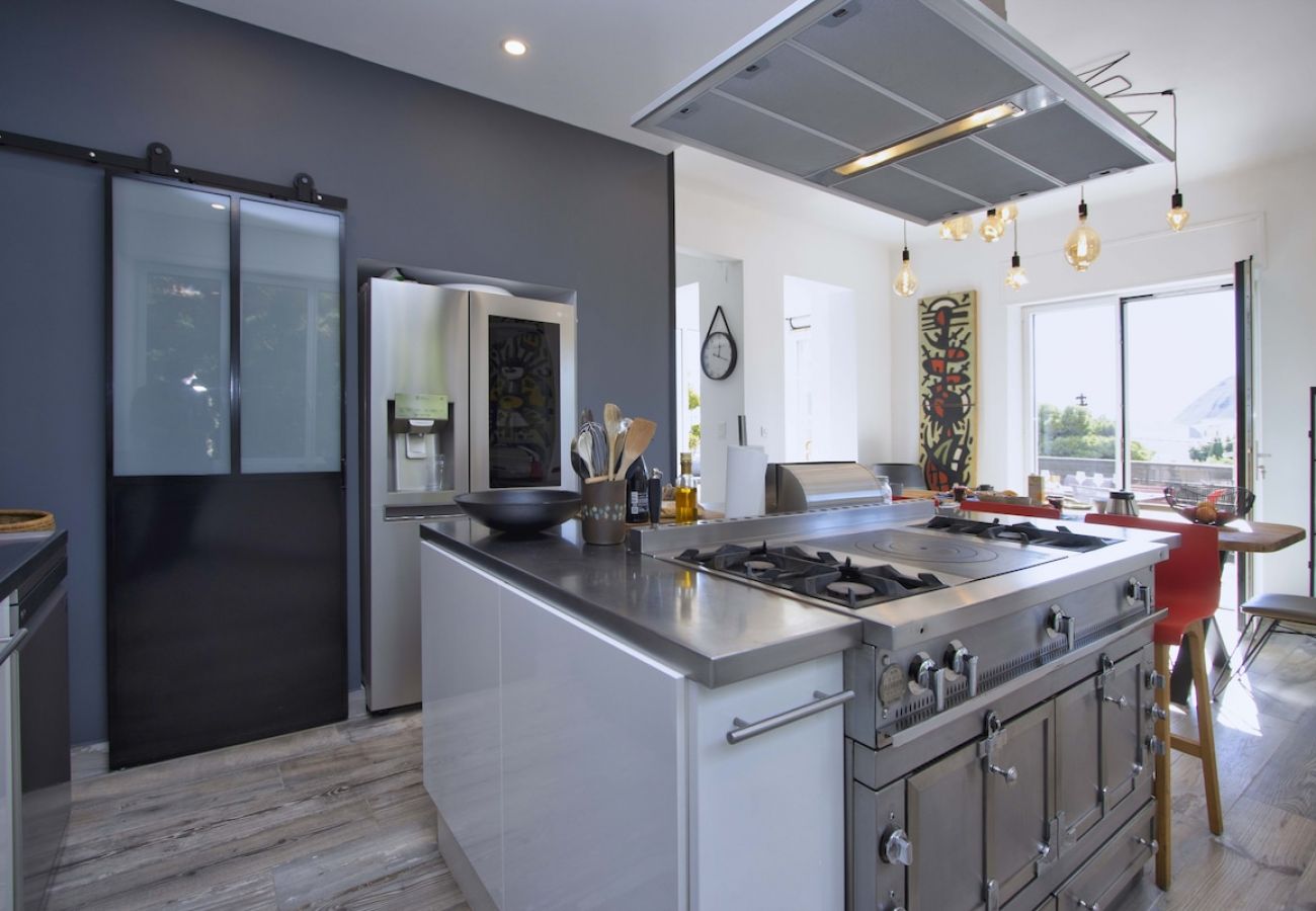 Appartement à La Ciotat - Maison Grand Lamiolo. Standing, jardin, piscine