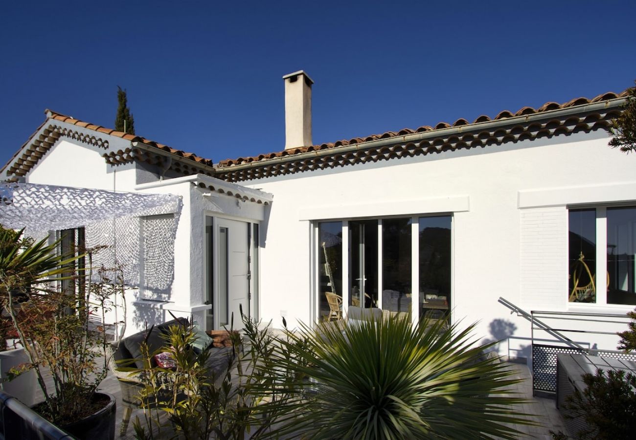 Appartement à La Ciotat - Maison Grand Lamiolo. Standing, jardin, piscine