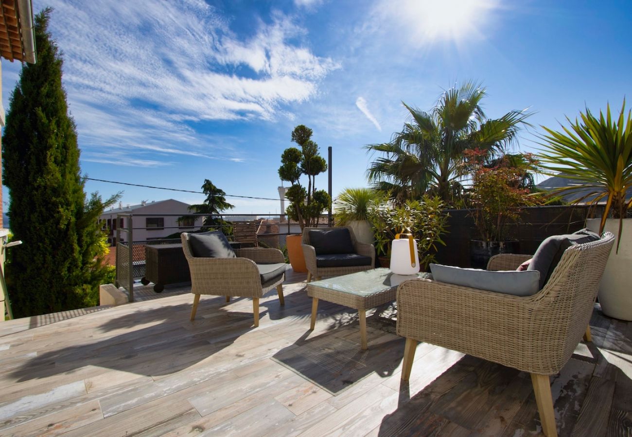 Appartement à La Ciotat - Maison Grand Lamiolo. Standing, jardin, piscine
