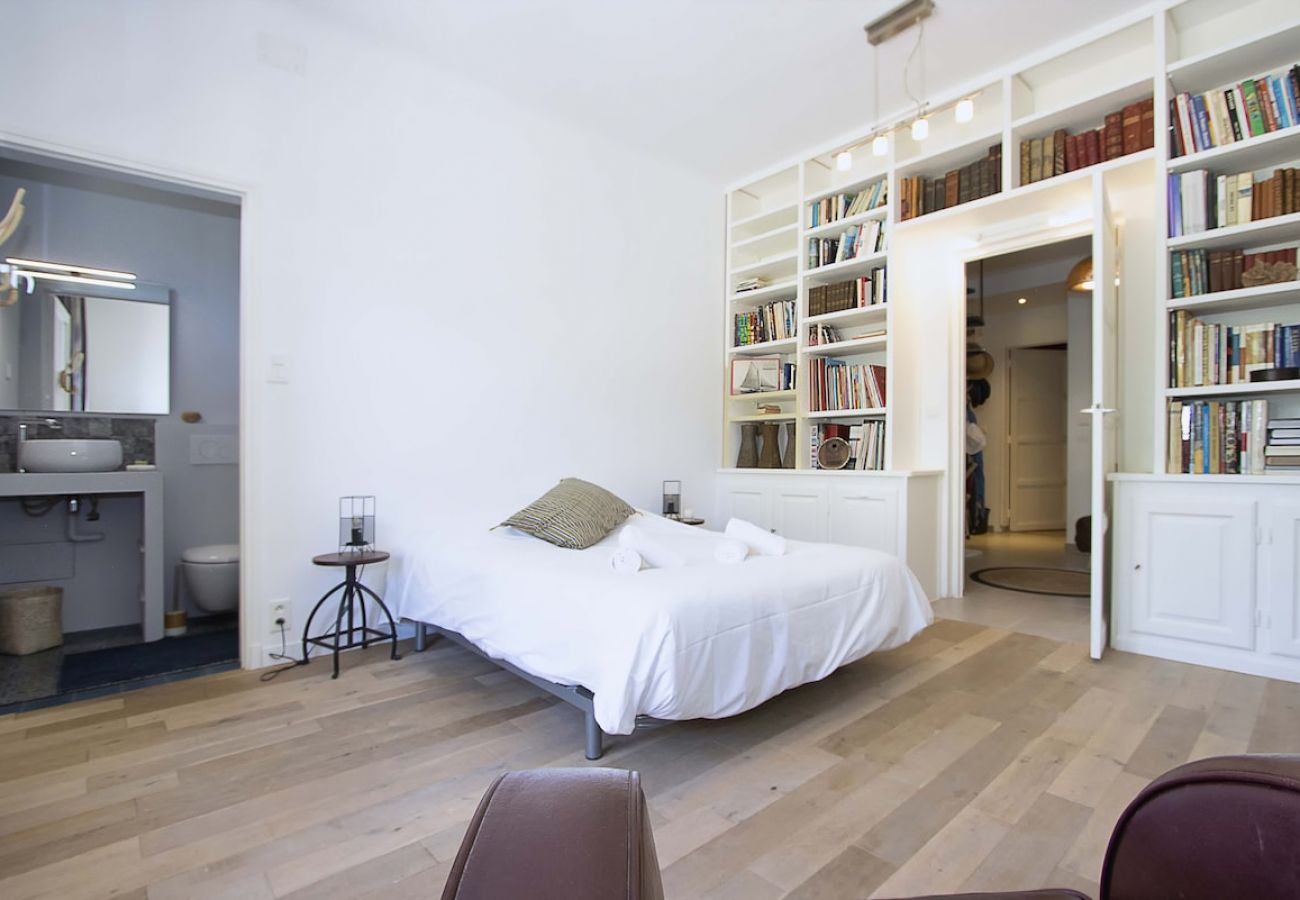 Appartement à La Ciotat - Maison Grand Lamiolo. Standing, jardin, piscine