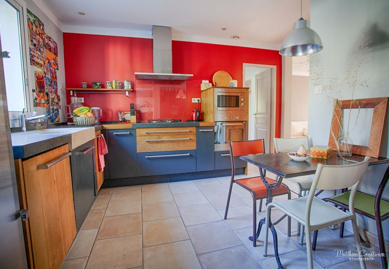 Maison à La Ciotat - La Briandière. Climatisation, piscine, jardin