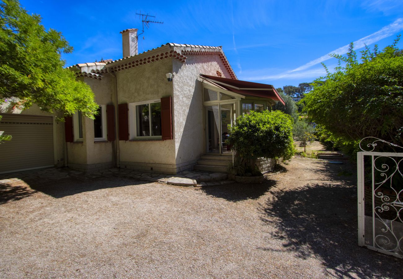 Maison à La Ciotat - La Briandière. Climatisation, piscine, jardin