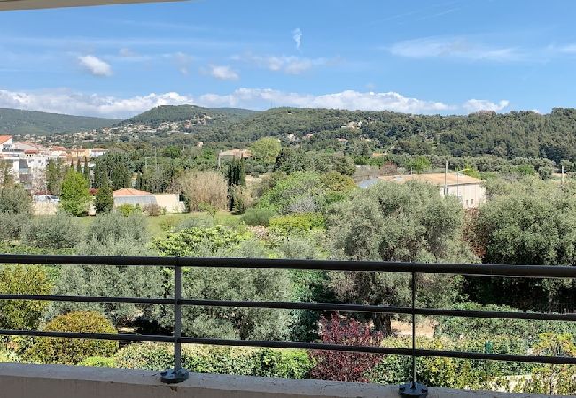 Appartement à La Ciotat - Gameou, piscine collective, 2 terrasses, Clim