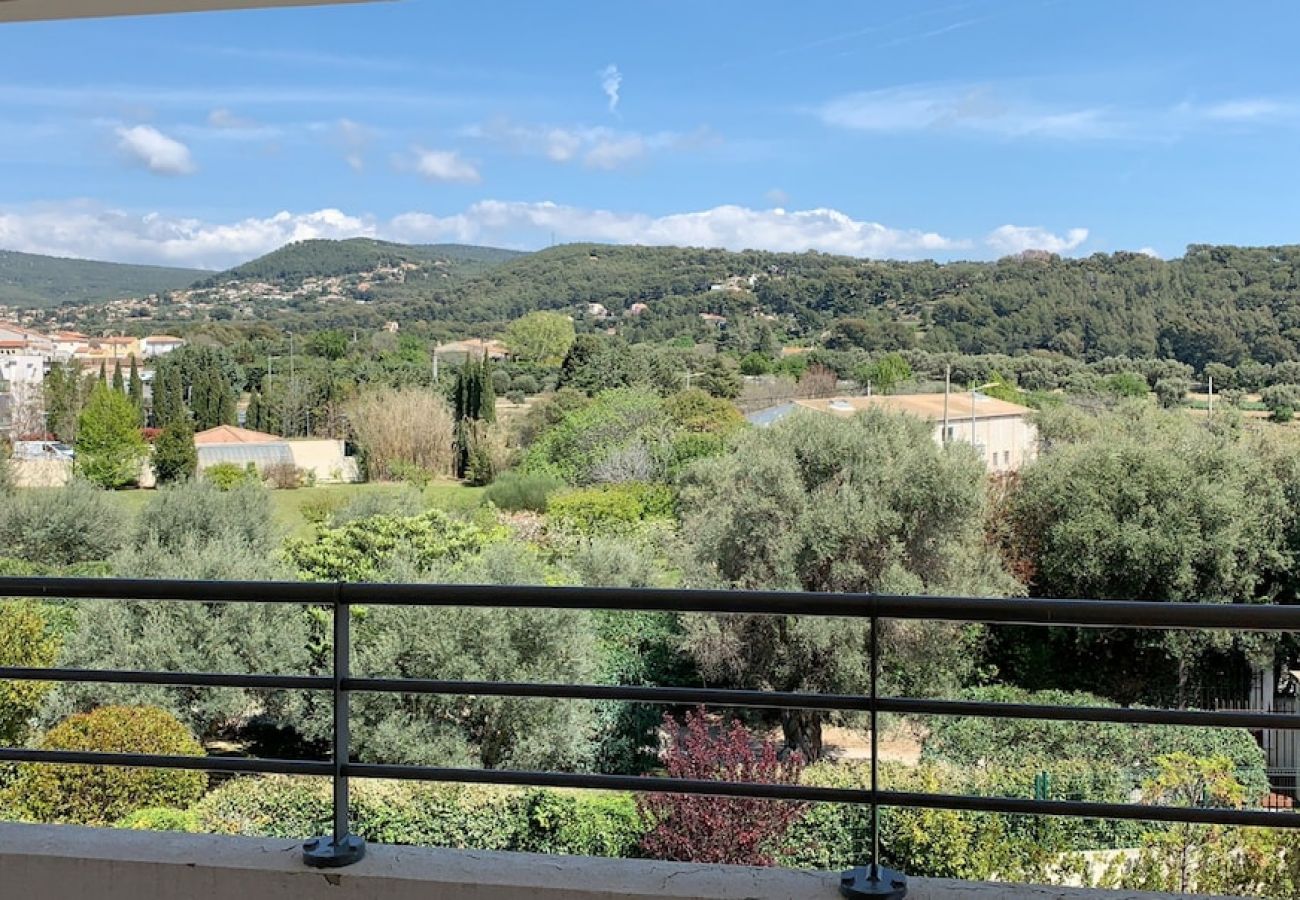 Appartement à La Ciotat - Gameou, piscine collective, 2 terrasses, Clim