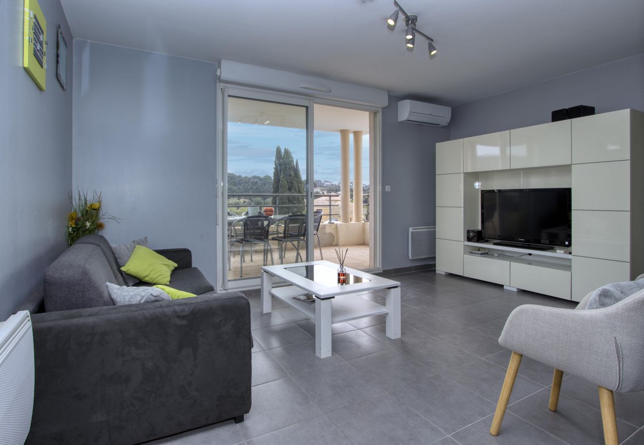 Appartement à La Ciotat - Gameou, piscine collective, 2 terrasses, Clim