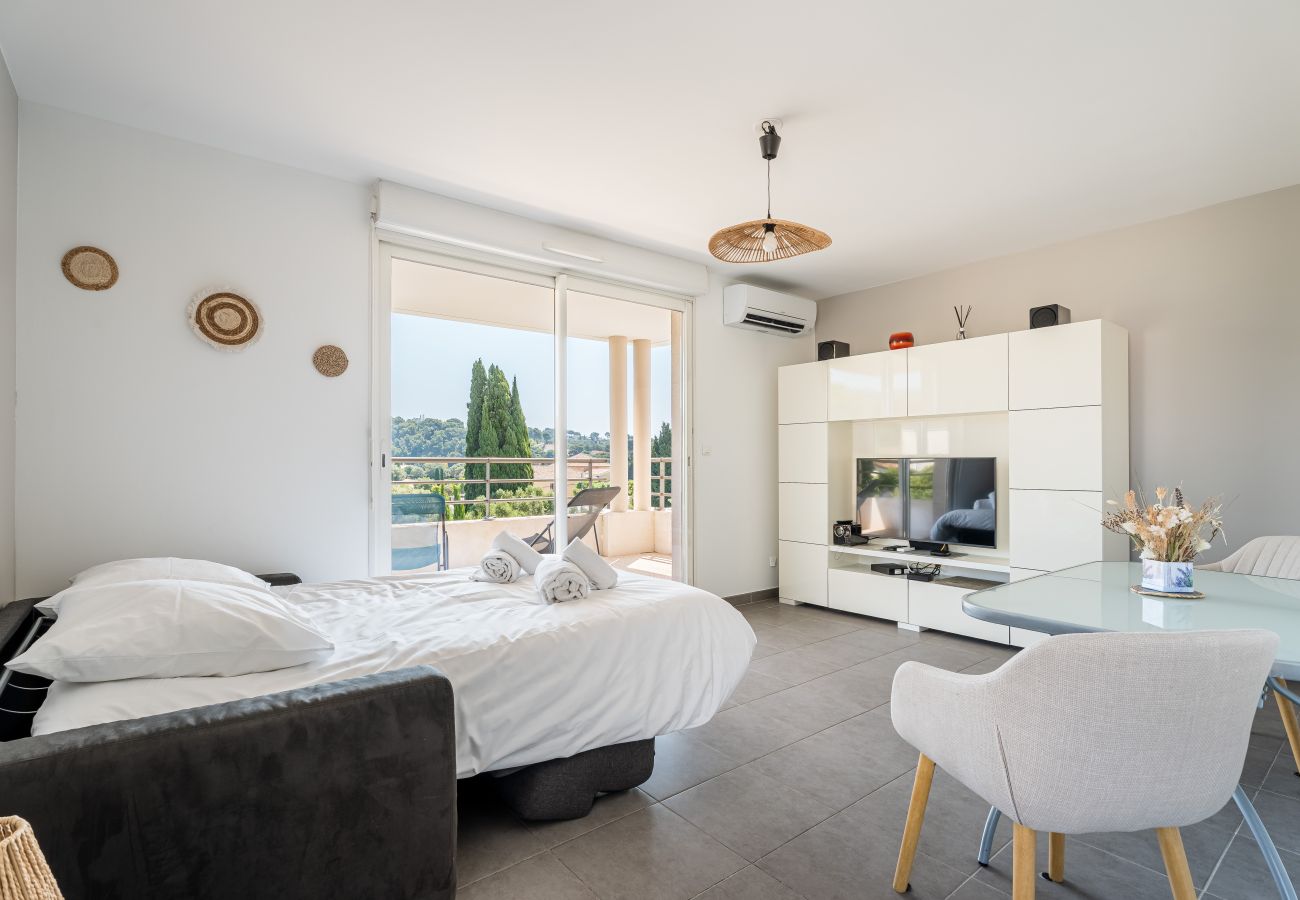 Appartement à La Ciotat - Gameou, piscine collective, 2 terrasses, Clim