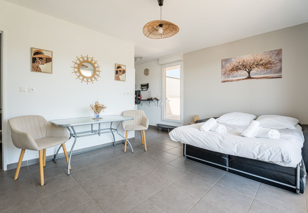 Appartement à La Ciotat - Gameou, piscine collective, 2 terrasses, Clim