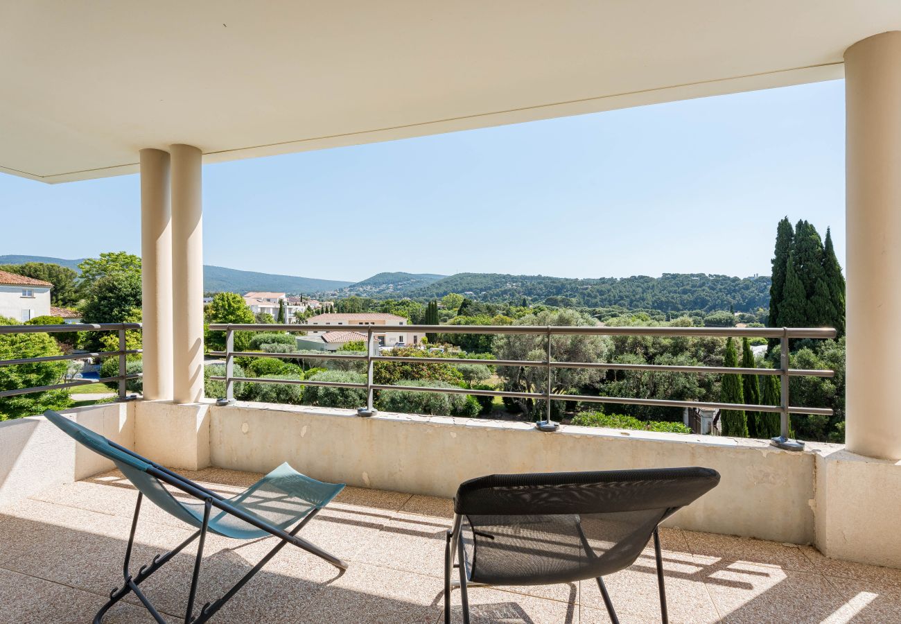 Appartement à La Ciotat - Gameou, piscine collective, 2 terrasses, Clim