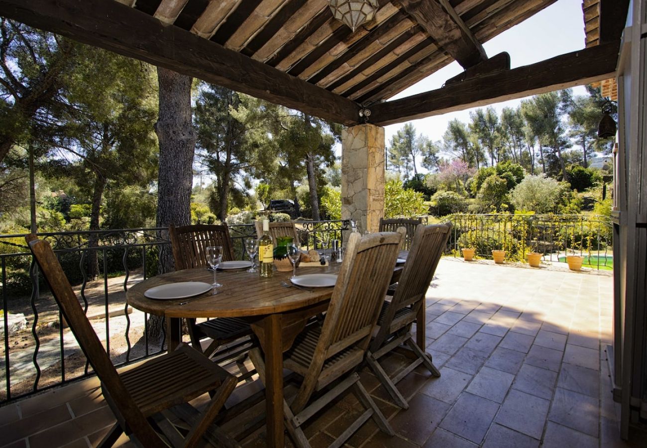 Maison à La Ciotat - Villa Tonga Soa, havre de paix, piscine, clim