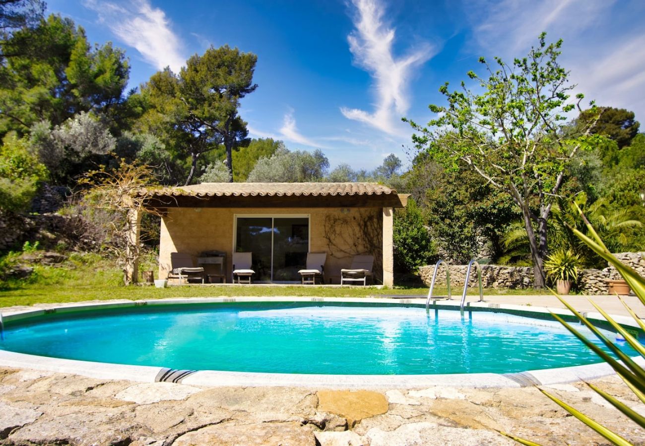 Maison à La Ciotat - Villa Tonga Soa, havre de paix, piscine, clim