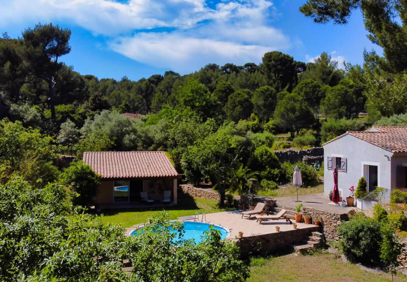 Maison à La Ciotat - Villa Tonga Soa, havre de paix, piscine, clim