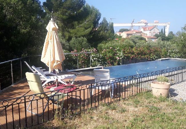 Maison à La Ciotat - Les Restanques , 200m de la mer, piscine, parc Maison à La Ciotat - Les Restanques , 200m de la mer, piscine, parc