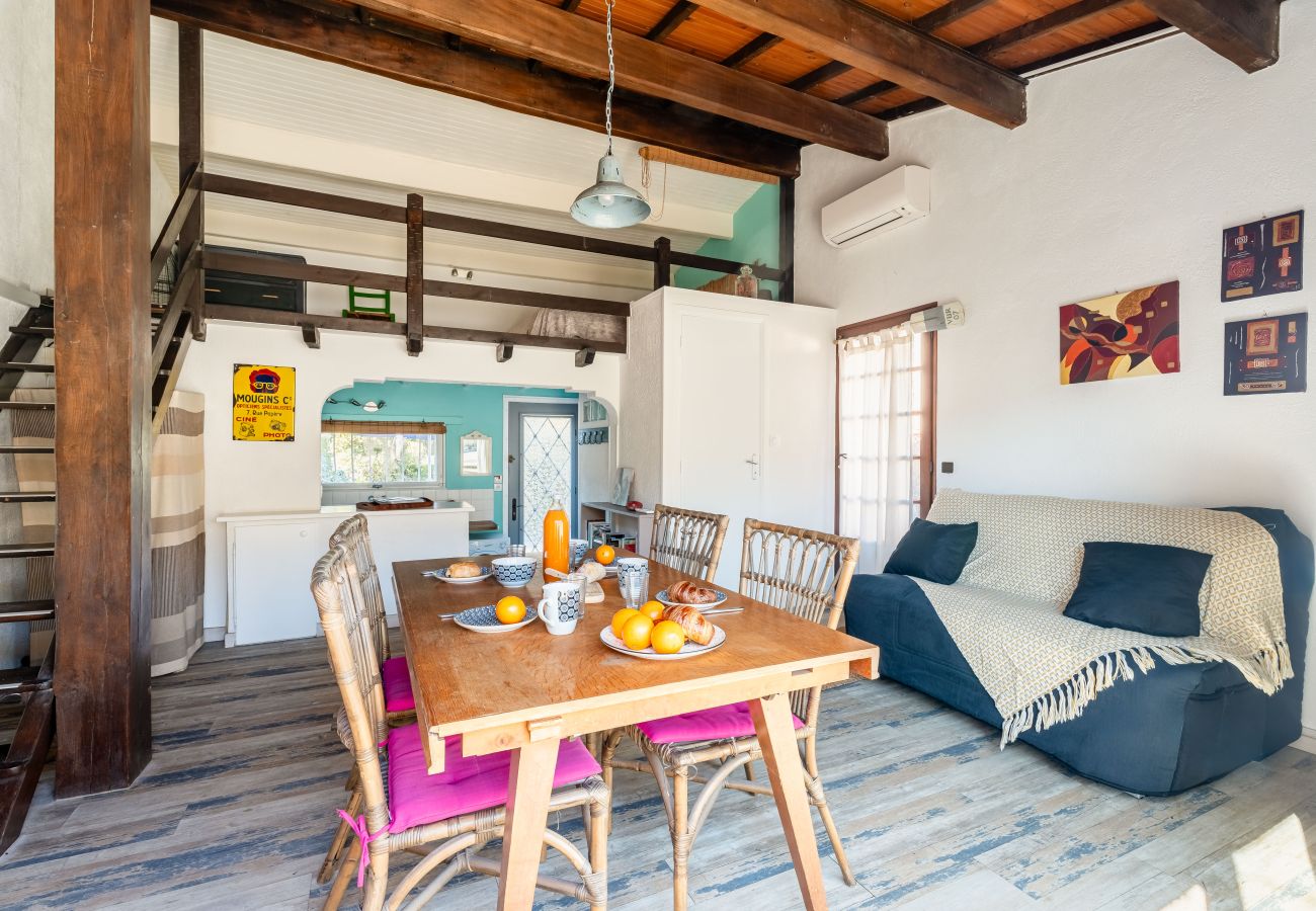 Maison à La Ciotat - Petite Briandière. Maisonnette, Clim, jardin, WIFI