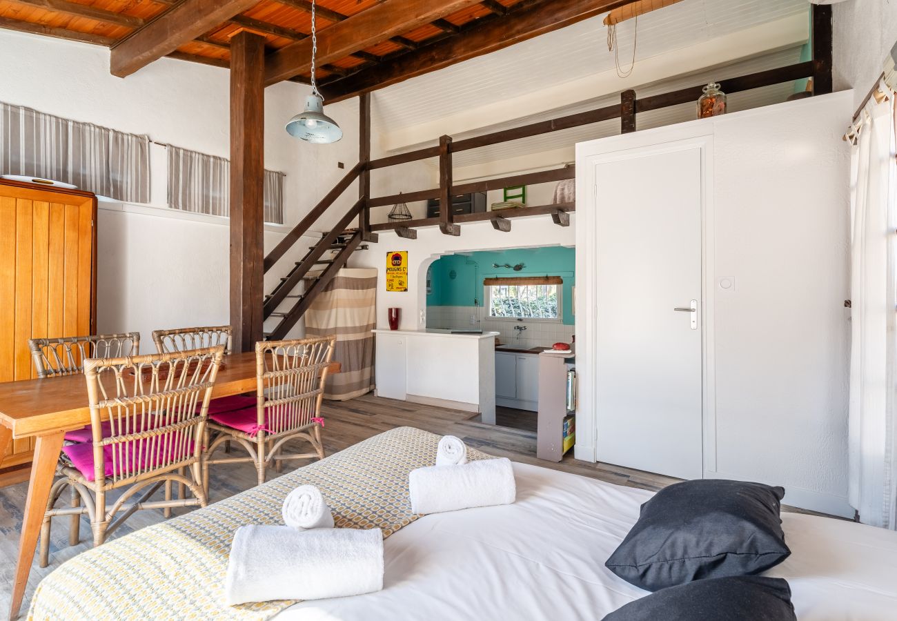 Maison à La Ciotat - Petite Briandière. Maisonnette, Clim, jardin, WIFI