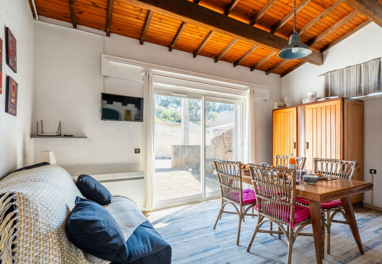 Maison à La Ciotat - Petite Briandière. Maisonnette, Clim, jardin, WIFI