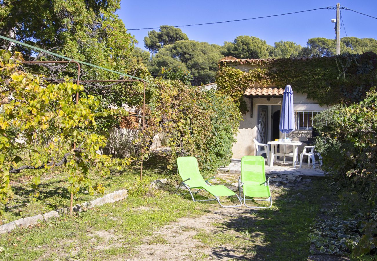 Maison à La Ciotat - Petite Briandière. Maisonnette, Clim, jardin, WIFI