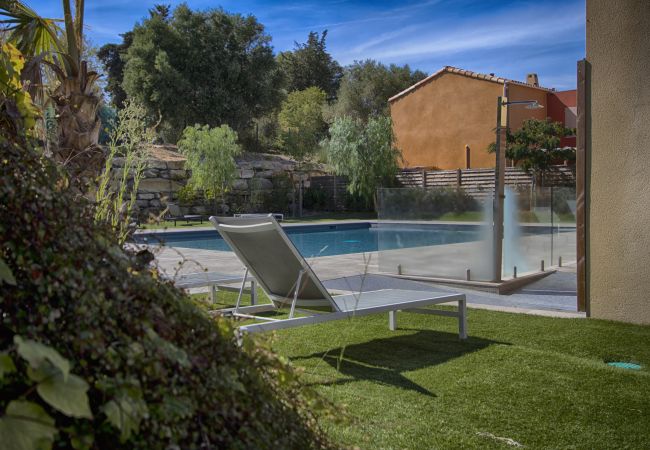 Maison à La Ciotat - Cannier. Clim, piscine chauffée, jardin, parking Maison à La Ciotat - Cannier. Clim, piscine chauffée, jardin, parking
