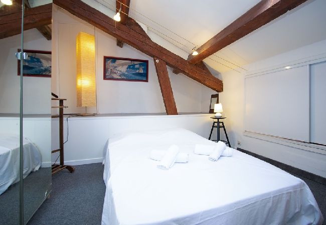 Appartement à La Ciotat - Le Biou, Charme et volupté, T4 vue mer et clim Appartement à La Ciotat - Le Biou, Charme et volupté, T4 vue mer et clim