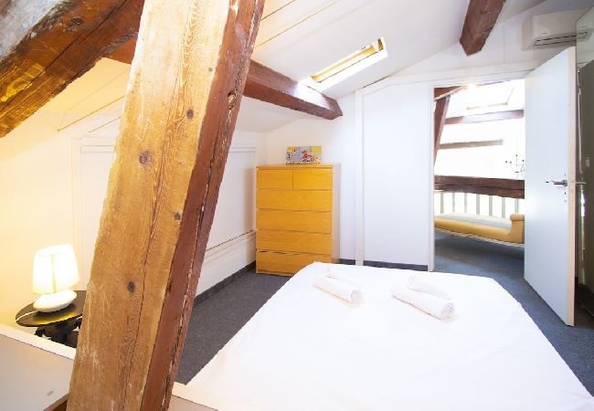 Appartement à La Ciotat - Le Biou, Charme et volupté, T4 vue mer et clim Appartement à La Ciotat - Le Biou, Charme et volupté, T4 vue mer et clim