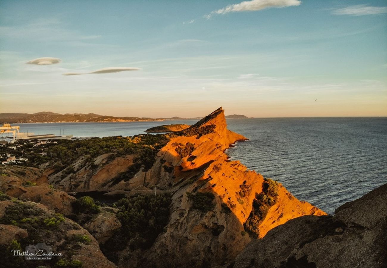 Appartement à La Ciotat - Le Biou, Charme et volupté, T4 vue mer et clim