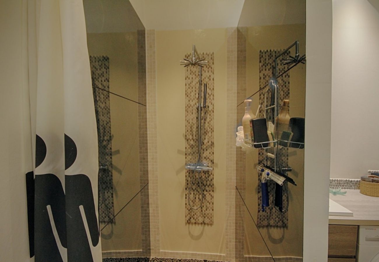 Appartement à La Ciotat - Lernio. Idéal pour location courte/moyenne durée