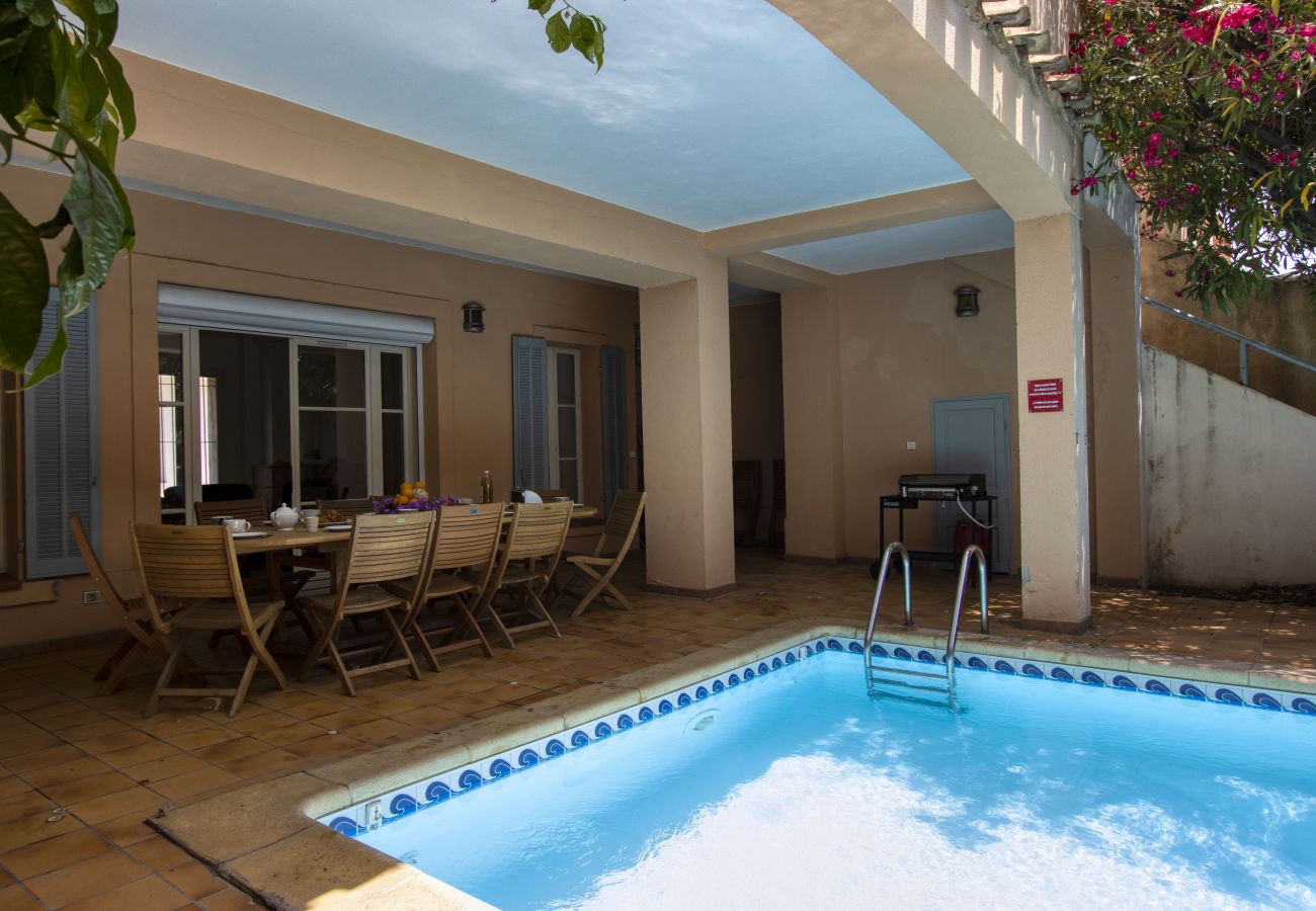 Maison à La Ciotat - Maison ville Galé. piscine, clim,proche des plages