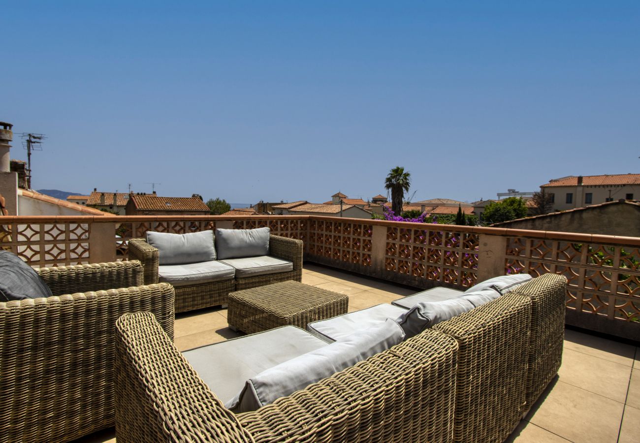 Maison à La Ciotat - Maison ville Galé. piscine, clim,proche des plages