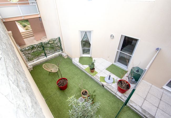 Appartement à La Ciotat - Le Gabian, climatisation, terrasse, jardinet, Wifi Appartement à La Ciotat - Le Gabian, climatisation, terrasse, jardinet, Wifi