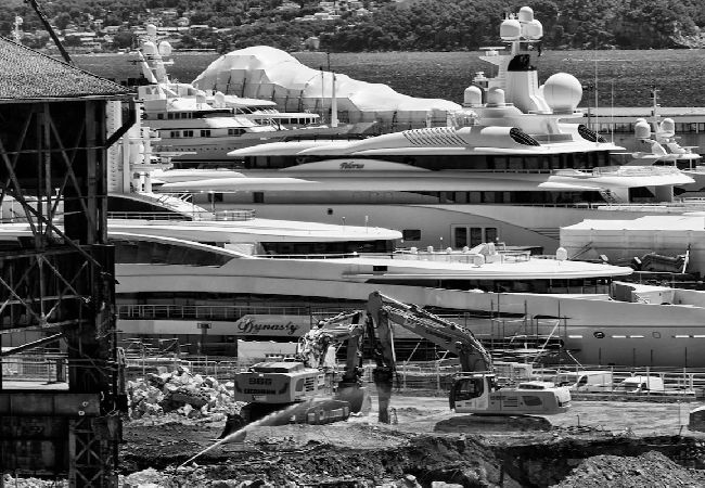 Appartement à La Ciotat - Mero. Vue mer, clim, parking, proche du vieux port Appartement à La Ciotat - Mero. Vue mer, clim, parking, proche du vieux port