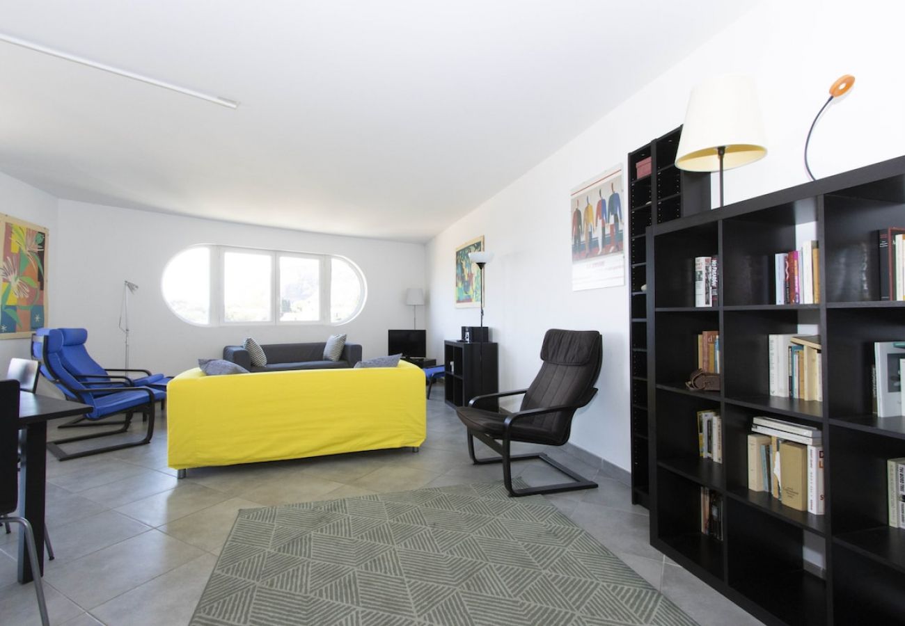 Appartement à La Ciotat - Mero. Vue mer, clim, parking, proche du vieux port