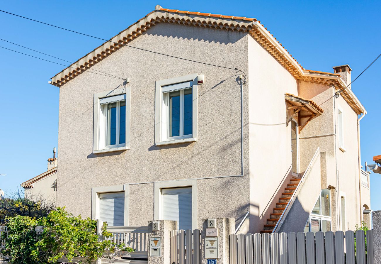 Appartement à La Ciotat - Mato. Terrasse vue mer, clim, garage sécurisé