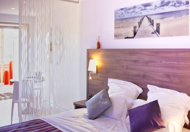 Studio à Saint-Cyr-sur-Mer - Studio Alon. Idéal pour vos vacances/séjours pros Studio à Saint-Cyr-sur-Mer - Studio Alon. Idéal pour vos vacances/séjours pros