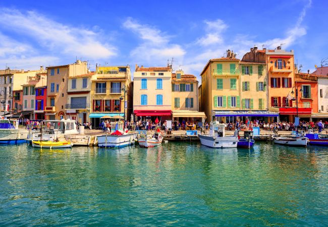 Studio à Saint-Cyr-sur-Mer - Studio Moutte. Idéal pour vos vacances/séjours pro Studio à Saint-Cyr-sur-Mer - Studio Moutte. Idéal pour vos vacances/séjours pro