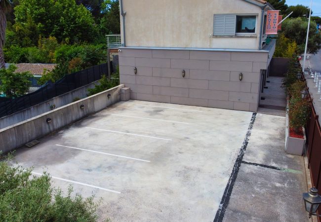 Studio à Saint-Cyr-sur-Mer - Studio Moutte. Idéal pour vos vacances/séjours pro Studio à Saint-Cyr-sur-Mer - Studio Moutte. Idéal pour vos vacances/séjours pro