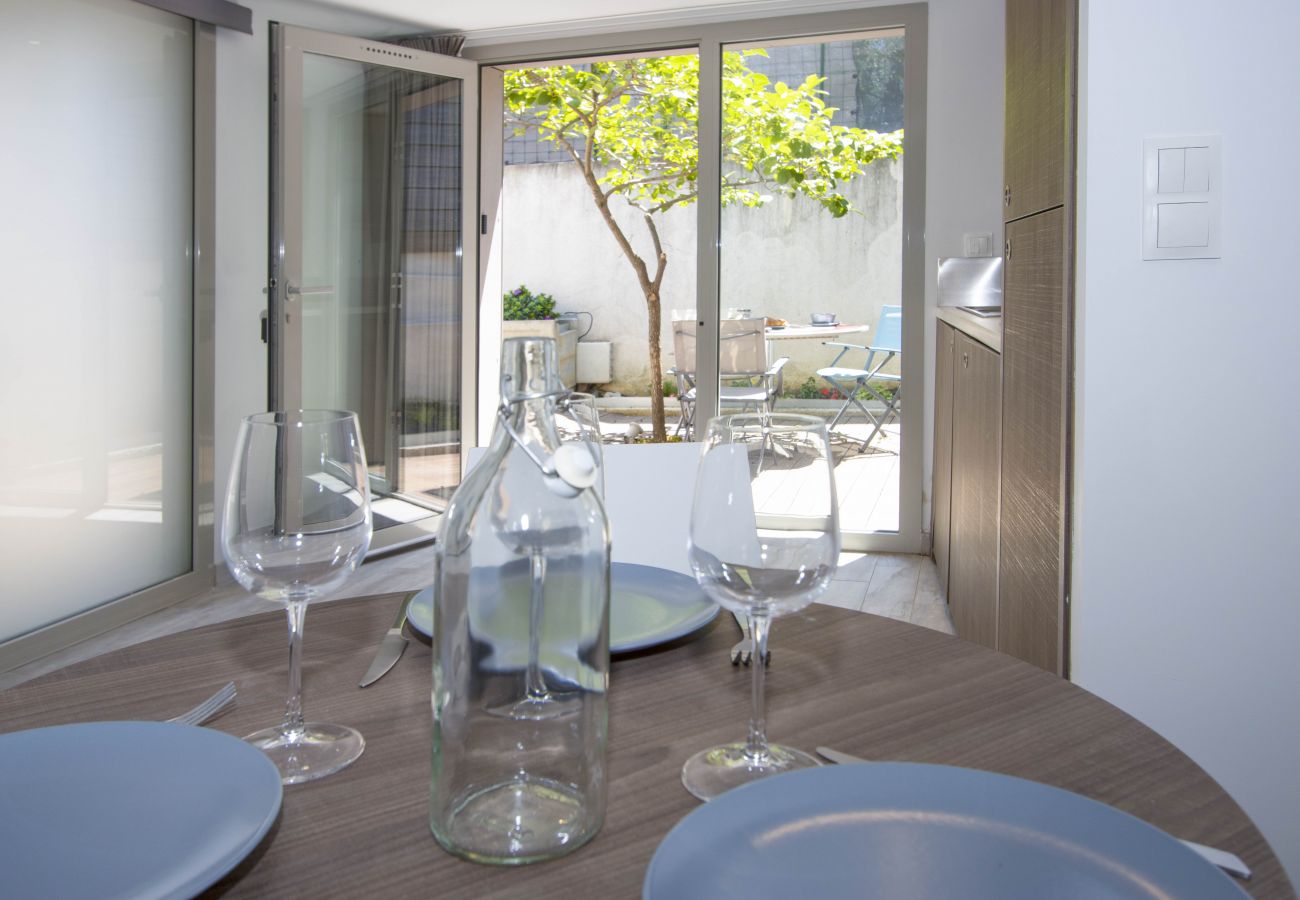 Studio à Saint-Cyr-sur-Mer - Studio Moutte. Idéal pour vos vacances/séjours pro