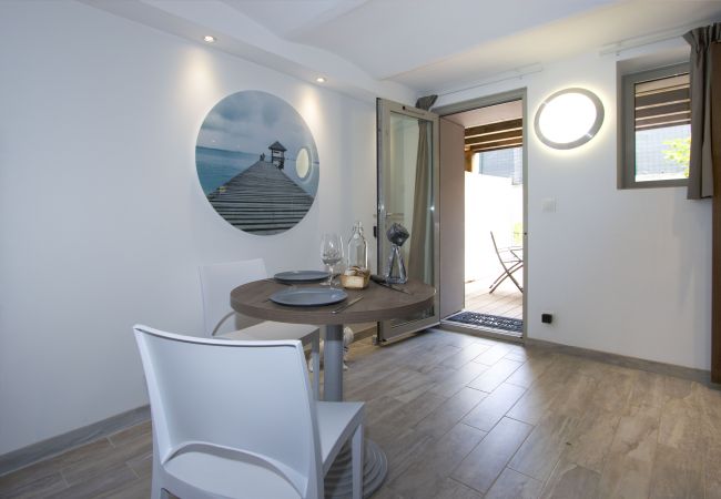 Studio à Saint-Cyr-sur-Mer - Studio Pointe. Idéal pour vos vacances/séjours pro Studio à Saint-Cyr-sur-Mer - Studio Pointe. Idéal pour vos vacances/séjours pro