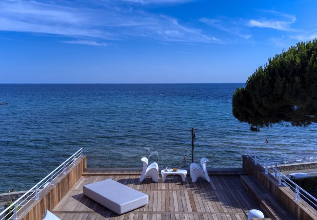 Maison à La Ciotat - Sea Sand House. Villa-galerie. Bord de mer, clim