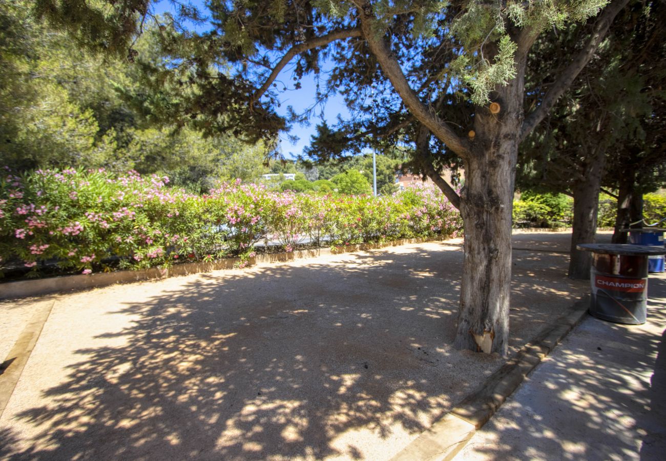 Maison à La Ciotat - Sea Sand House. Villa-galerie. Bord de mer, clim
