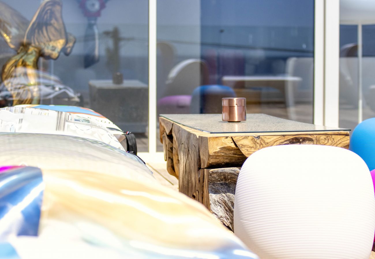 Maison à La Ciotat - Sea Sand House. Villa-galerie. Bord de mer, clim