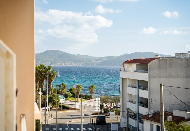 Appartement à La Ciotat - Esbeja. Appart confort, déco élégante, proche mer