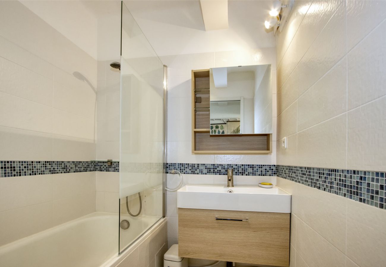 Appartement à La Ciotat - Esbeja. Appart confort, déco élégante, proche mer