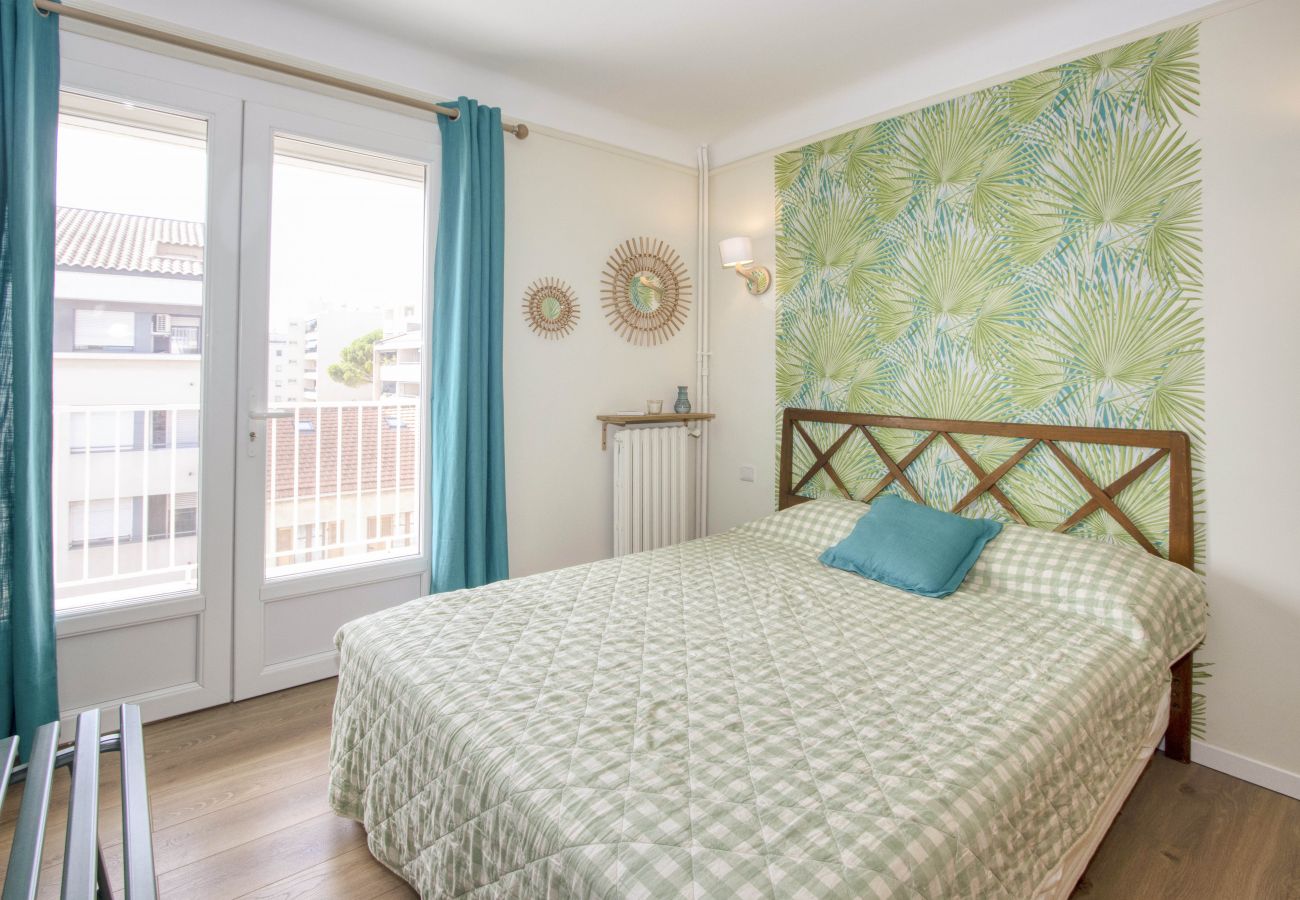 Appartement à La Ciotat - Esbeja. Appart confort, déco élégante, proche mer