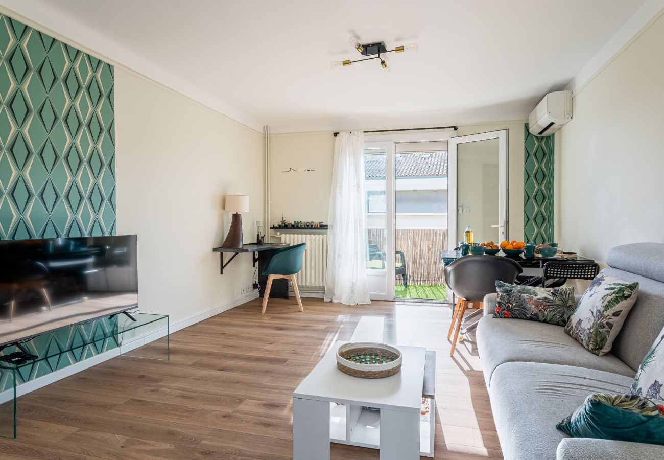 Appartement à La Ciotat - Esbeja. Appart confort, déco élégante, proche mer