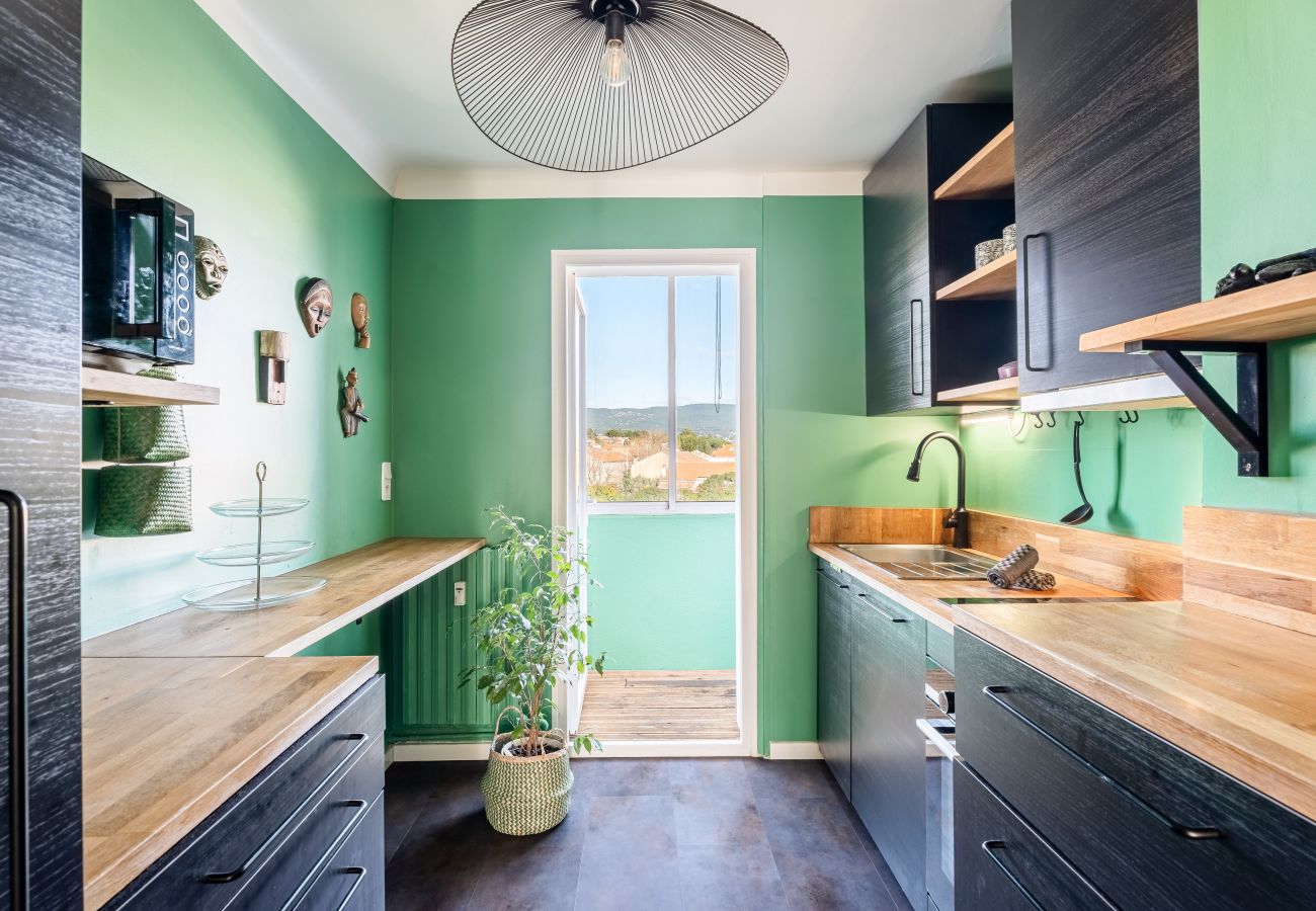 Appartement à La Ciotat - Esbeja. Appart confort, déco élégante, proche mer