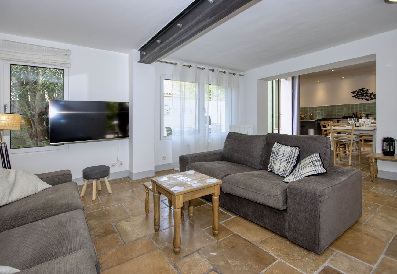 Maison à La Ciotat - L’adré. Grande maison de ville à deux pas du port
