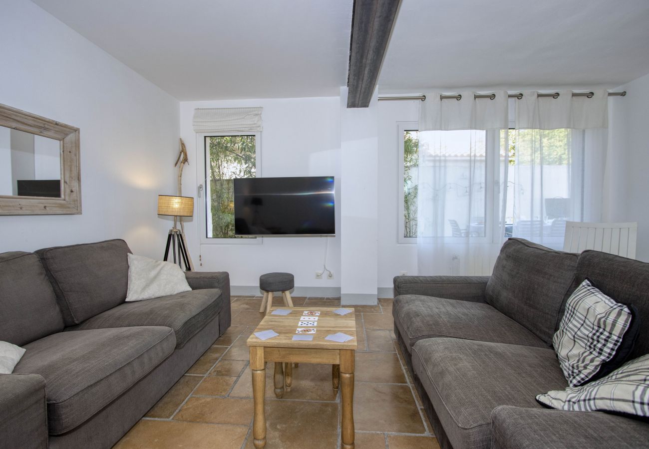 Maison à La Ciotat - L’adré. Grande maison de ville à deux pas du port