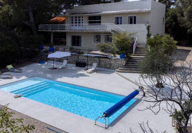  à La Ciotat - Villa Tortilla, piscine chauffée, jardin, clim